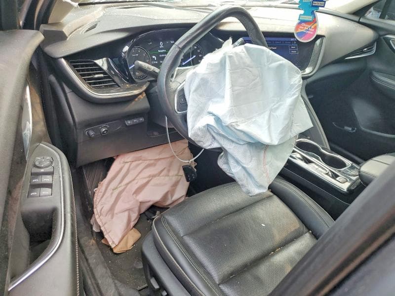 2021 BUICK ENVISION ESSENCE 8
