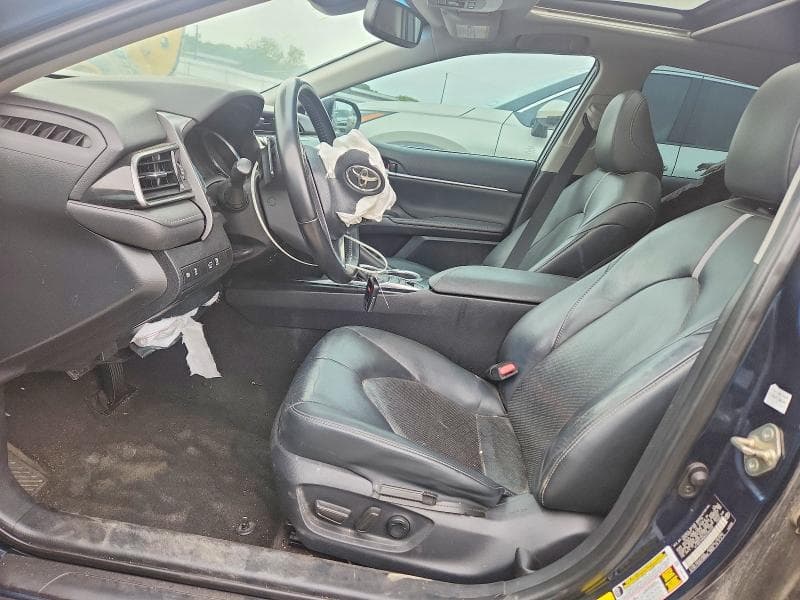 2019 TOYOTA CAMRY XSE 7