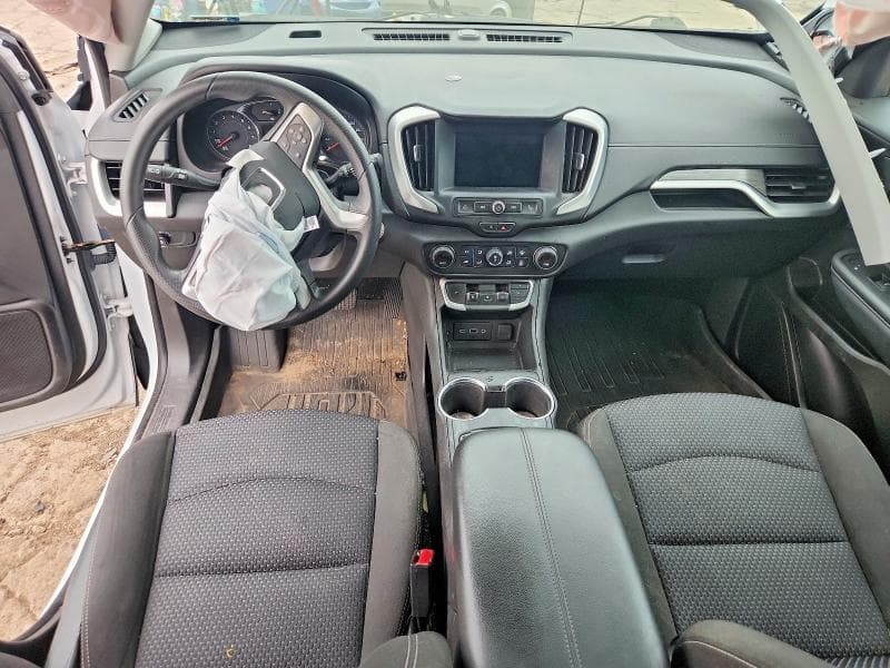 2024 GMC TERRAIN SLE 8