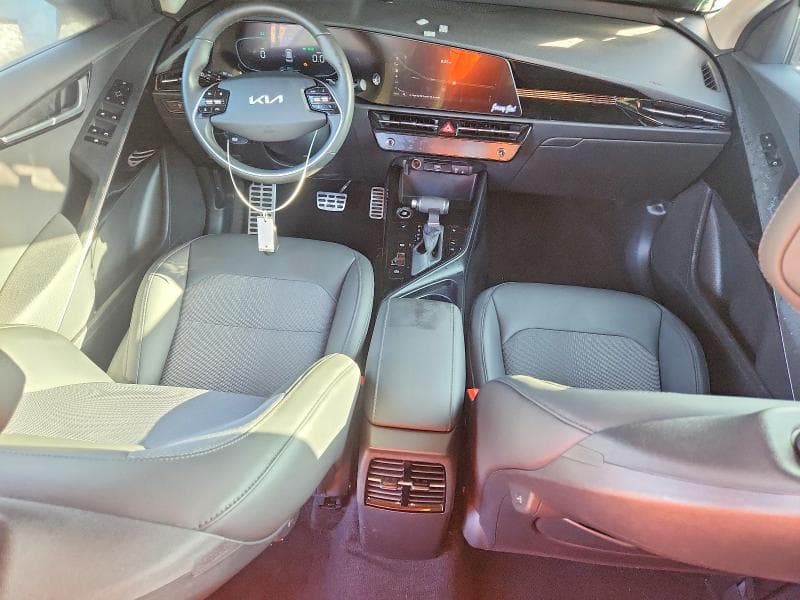 2024 KIA NIRO EX 8