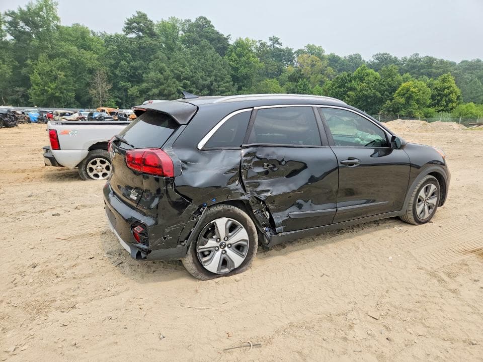 2020 KIA NIRO LX 3