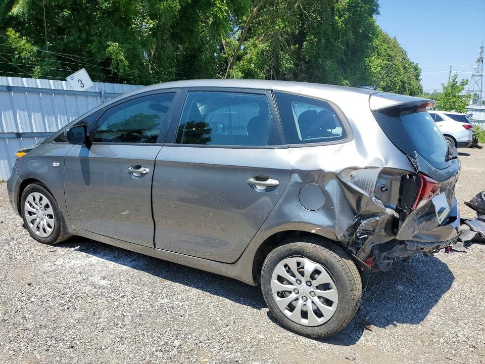 2017 KIA RONDO 2