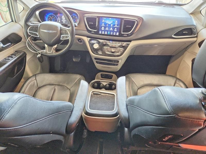 2019 CHRYSLER PACIFICA TOURING L PLUS 8
