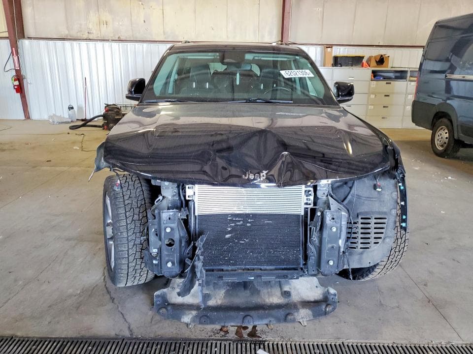 2021 JEEP GRAND CHEROKEE L LIMITED 5