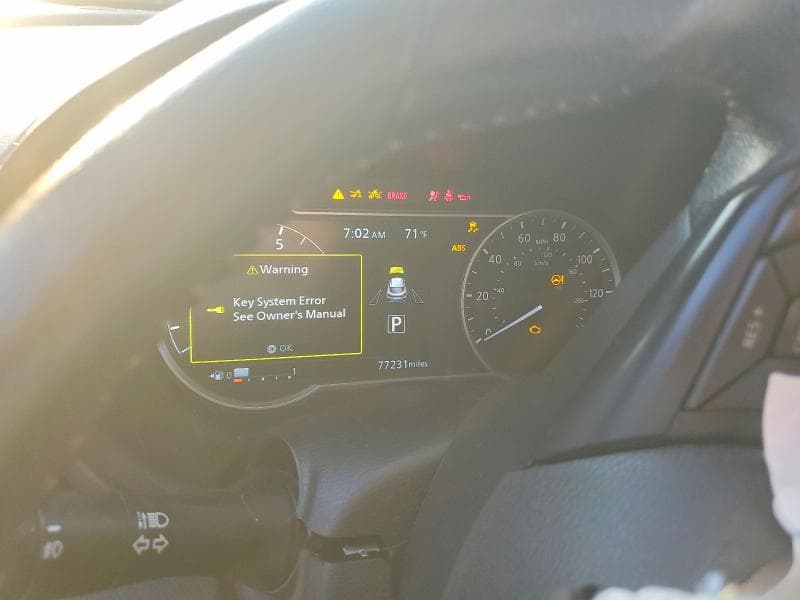 2020 NISSAN KICKS SR 9
