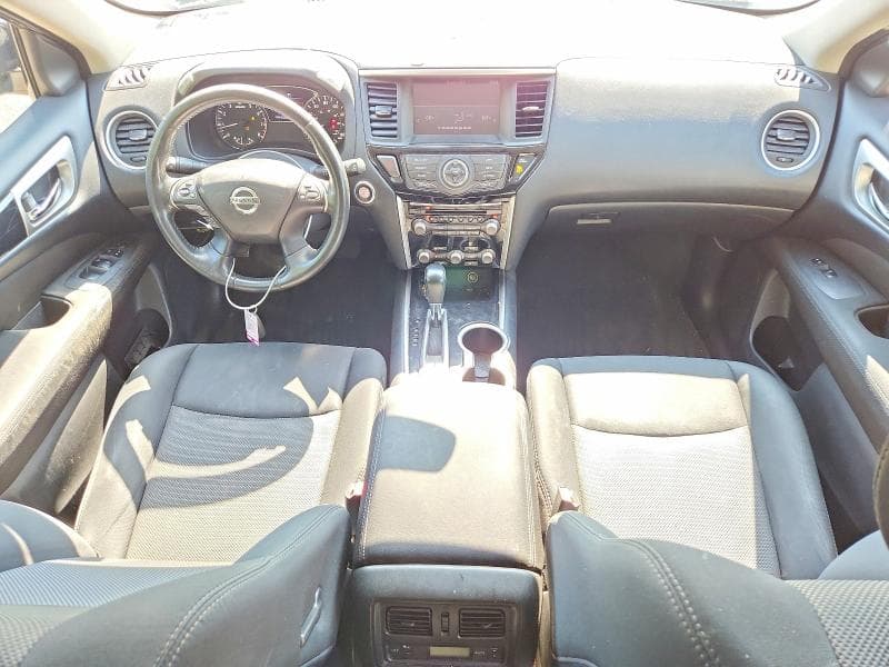 2017 NISSAN PATHFINDER SV 8