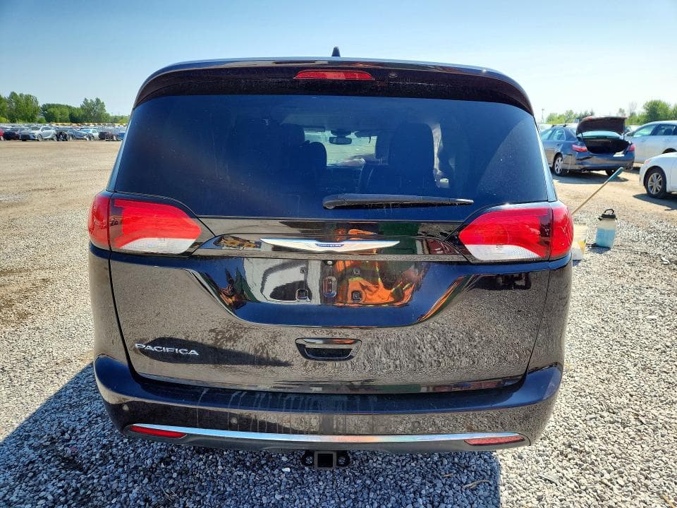 2018 CHRYSLER PACIFICA TOURING L PLUS 6
