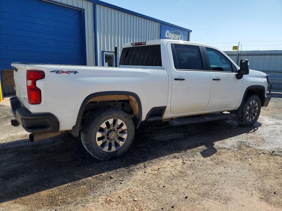 2023 CHEVROLET SILVERADO K2500 CUSTOM 3