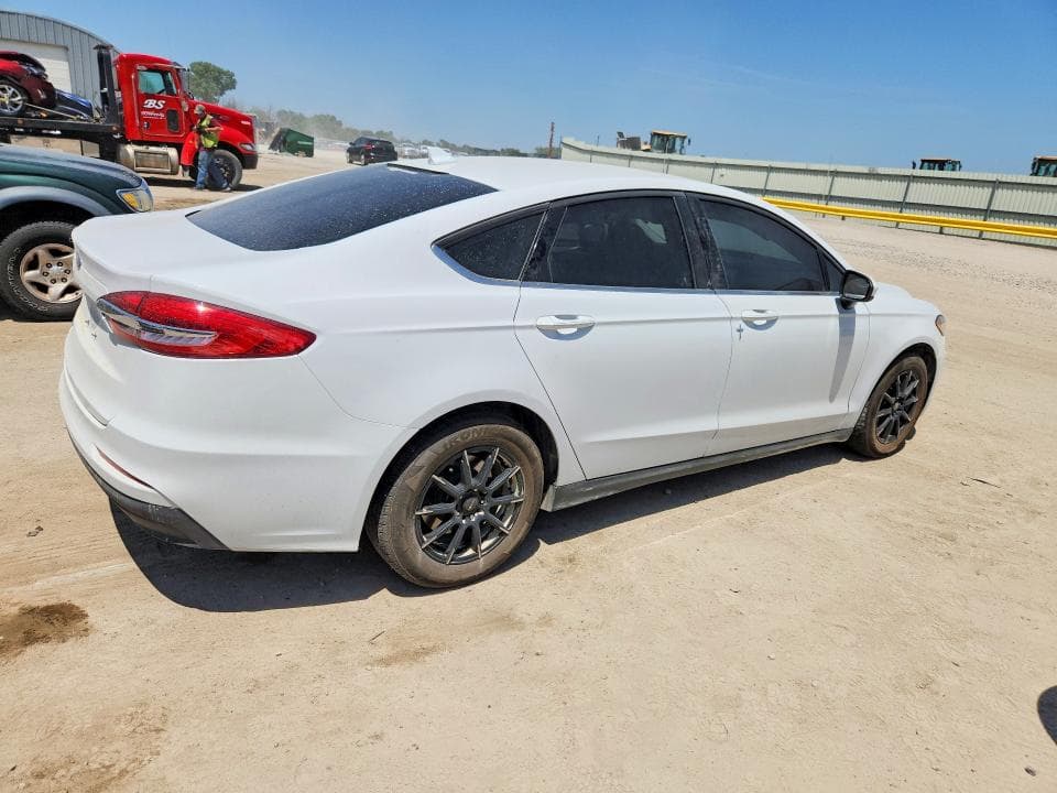 2020 FORD FUSION S 3