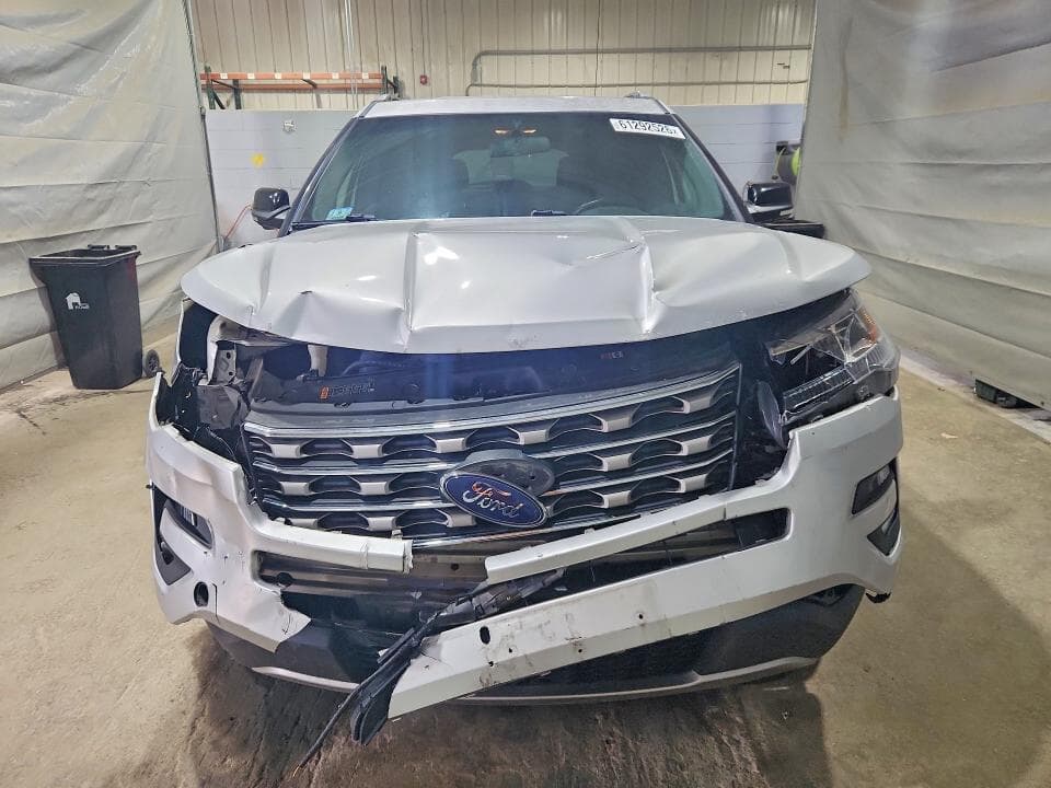 2017 FORD EXPLORER XLT 5