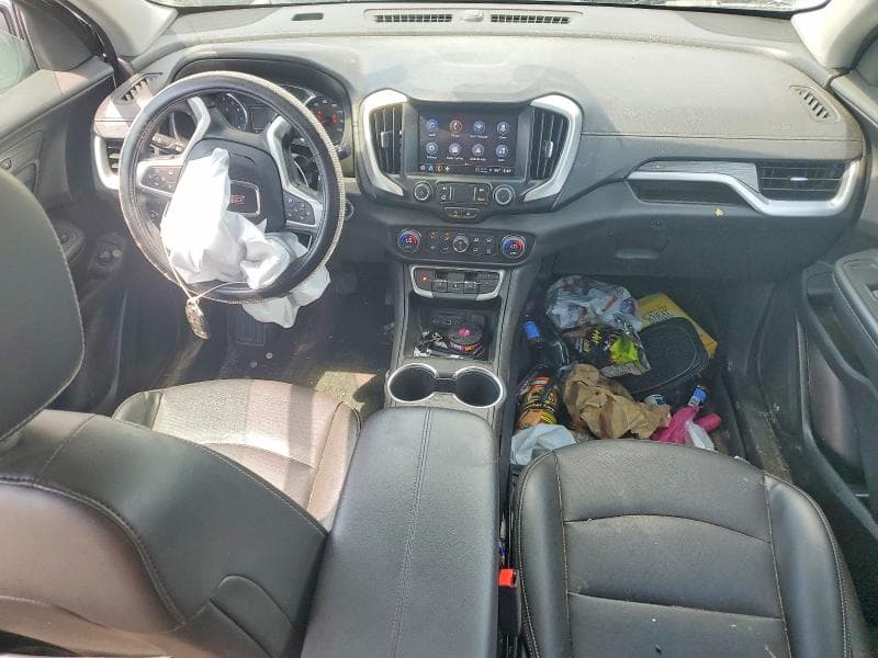 2024 GMC TERRAIN SLT 8