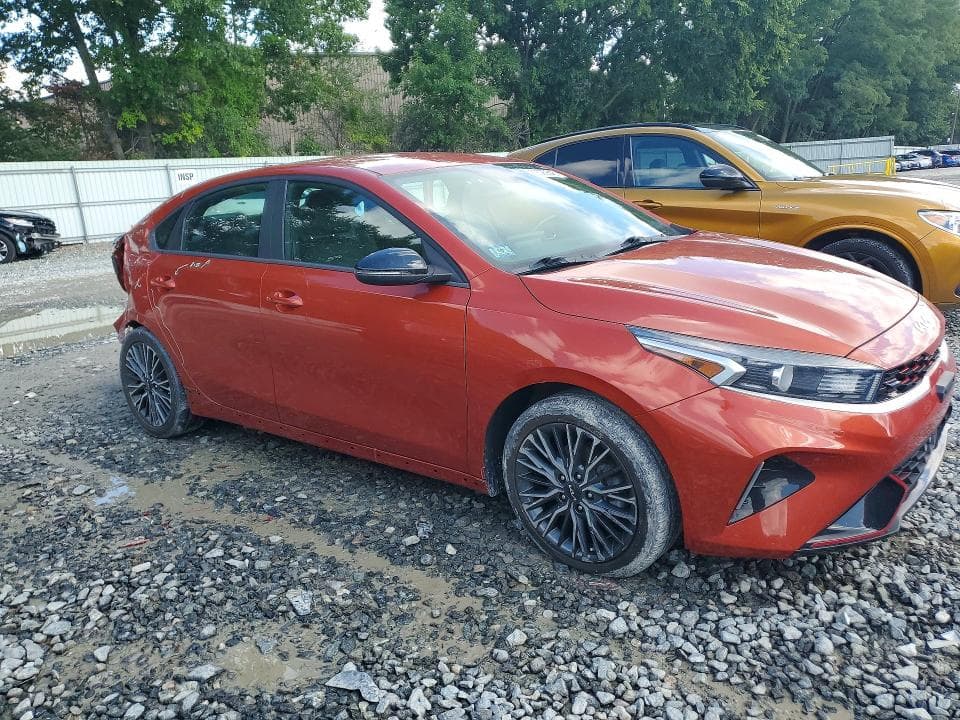 2023 KIA FORTE GT LINE 4