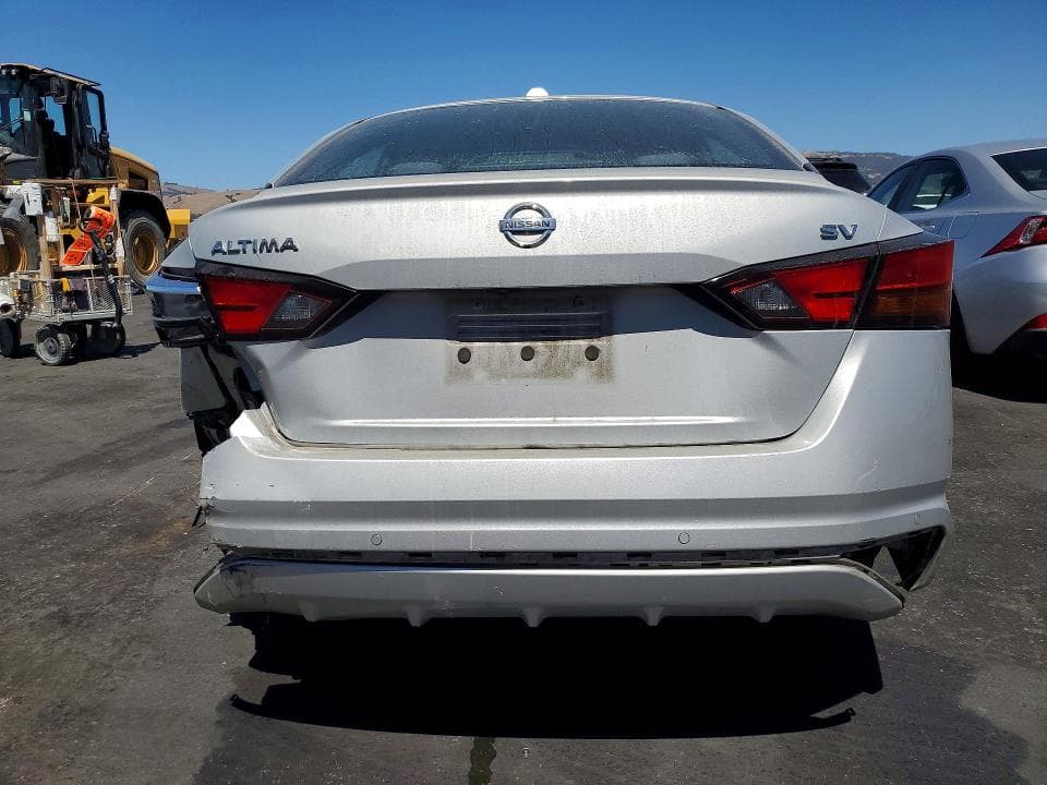 2021 NISSAN ALTIMA SV 6