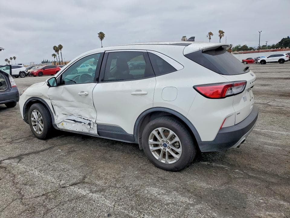 2020 FORD ESCAPE SE 2