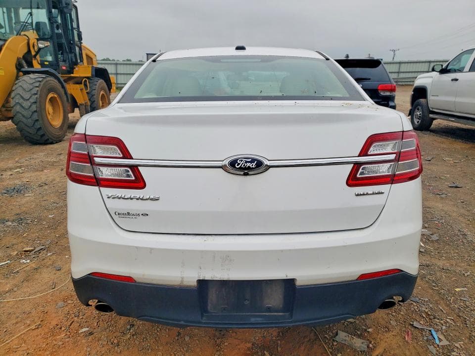 2018 FORD TAURUS SE 6