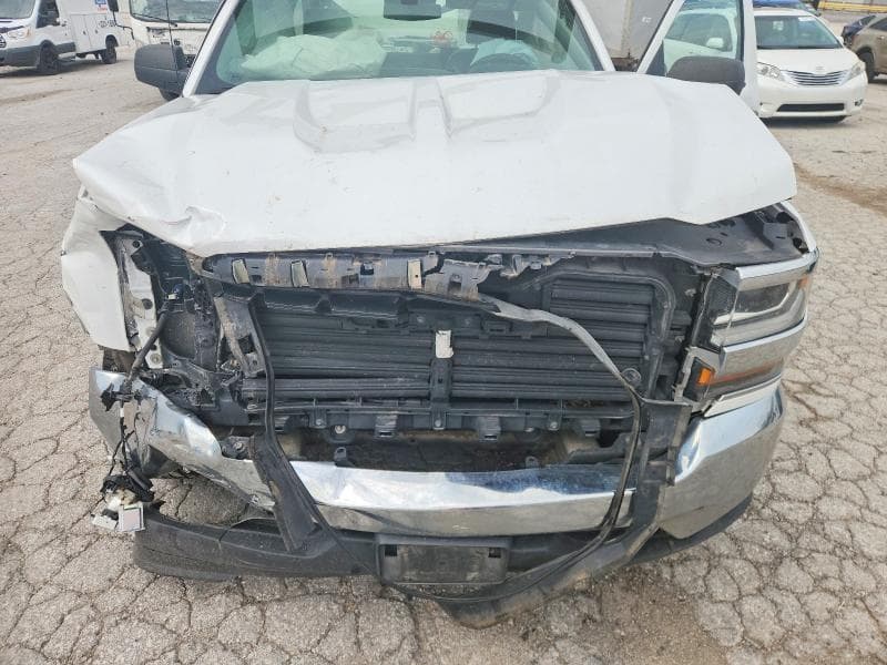 2018 CHEVROLET SILVERADO C1500 11