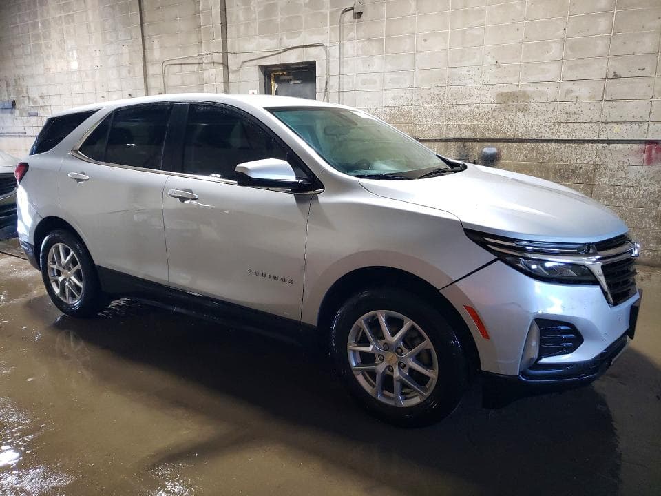 2022 CHEVROLET EQUINOX LT 4