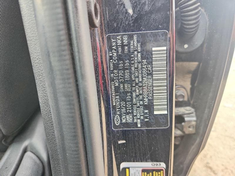 2021 HYUNDAI VENUE SE 12