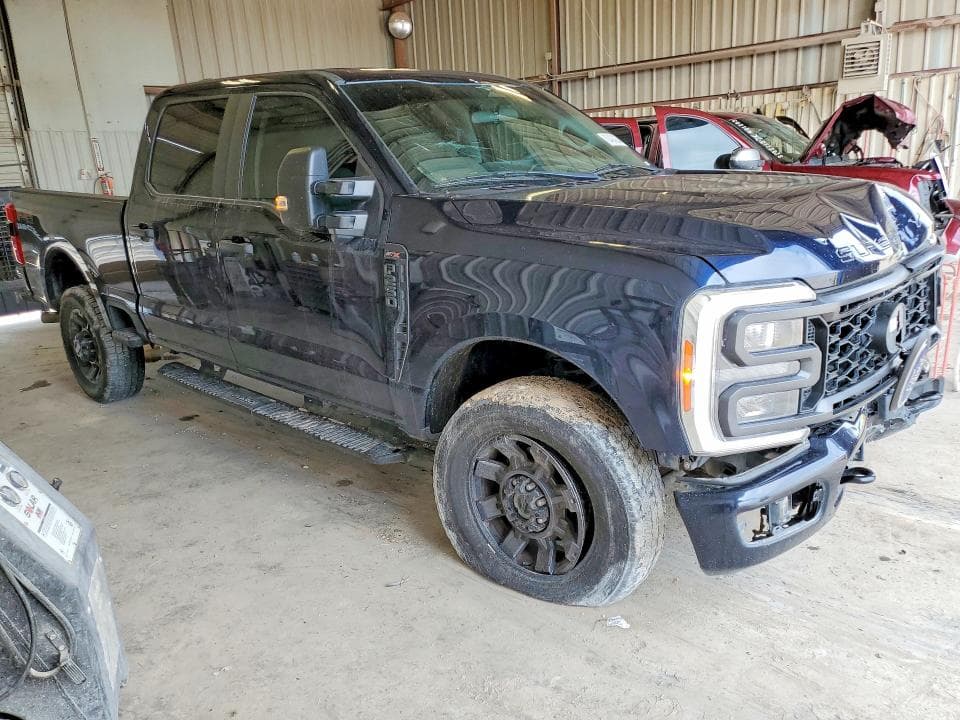2023 FORD F250 SUPER DUTY 4