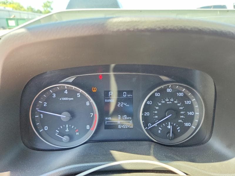 2017 HYUNDAI ELANTRA SE 9
