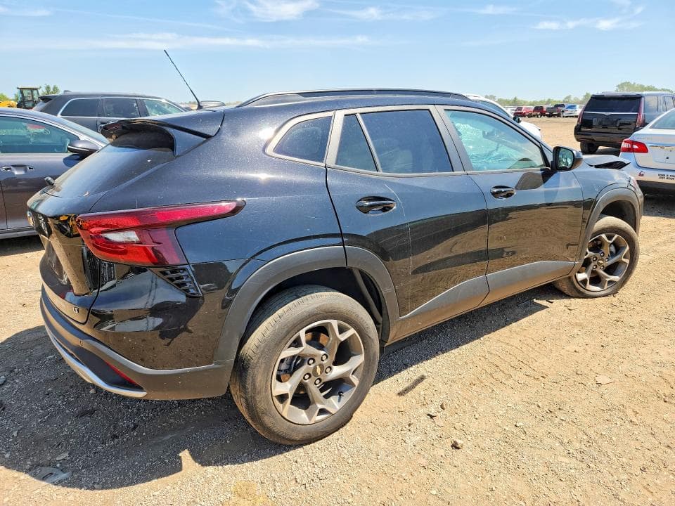 2024 CHEVROLET TRAX 3