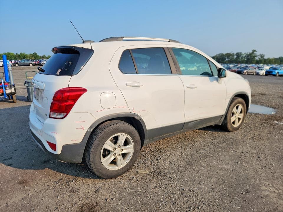 2020 CHEVROLET TRAX 1LT 3