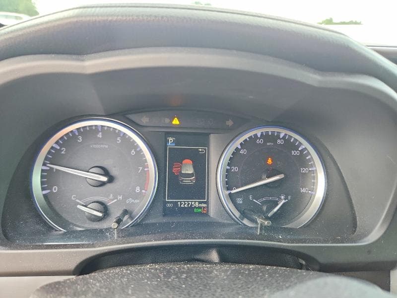 2019 TOYOTA HIGHLANDER LIMITED 9