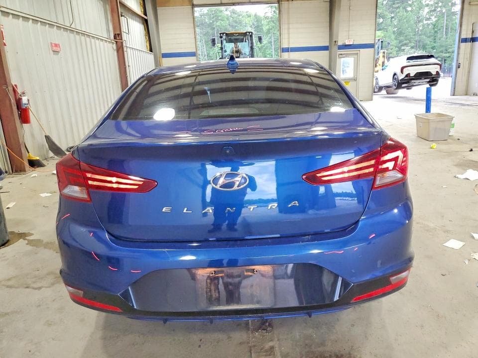 2019 HYUNDAI ELANTRA SEL 6