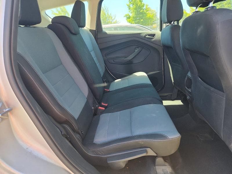 2017 FORD ESCAPE S 11