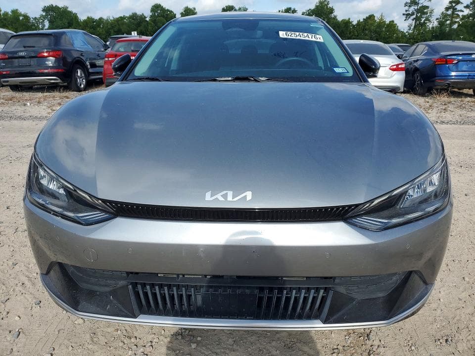 2022 KIA EV6 WIND 5