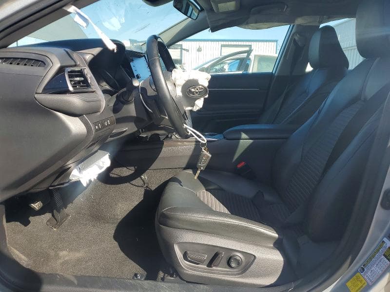 2022 TOYOTA CAMRY SE 7