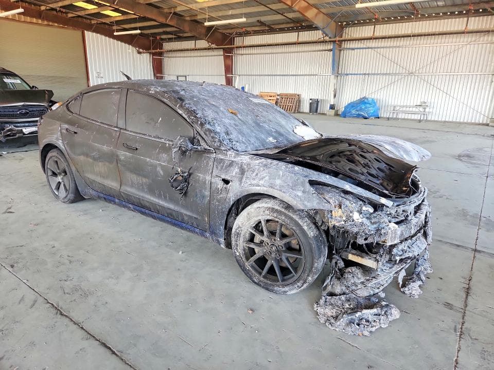 2023 TESLA MODEL 3 4
