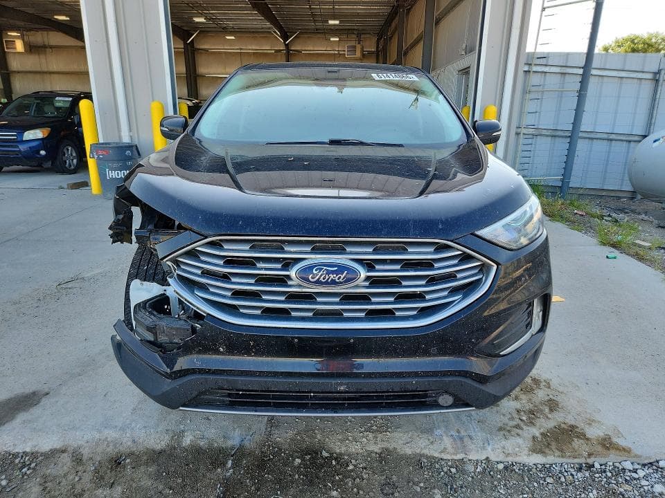 2022 FORD EDGE TITANIUM 5