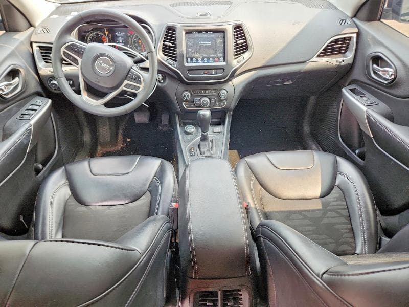 2022 JEEP CHEROKEE LATITUDE/X 8