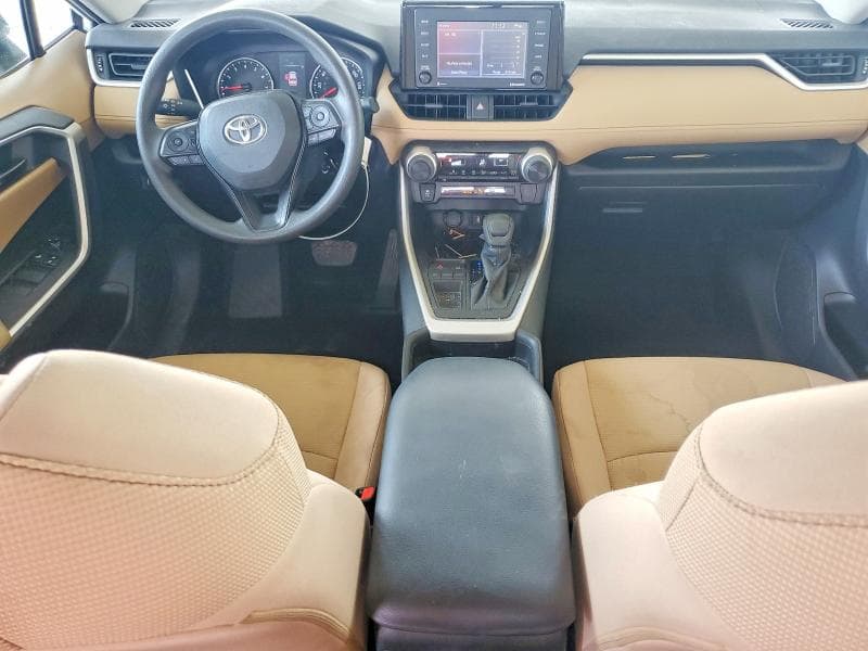 2021 TOYOTA RAV4 LE 8