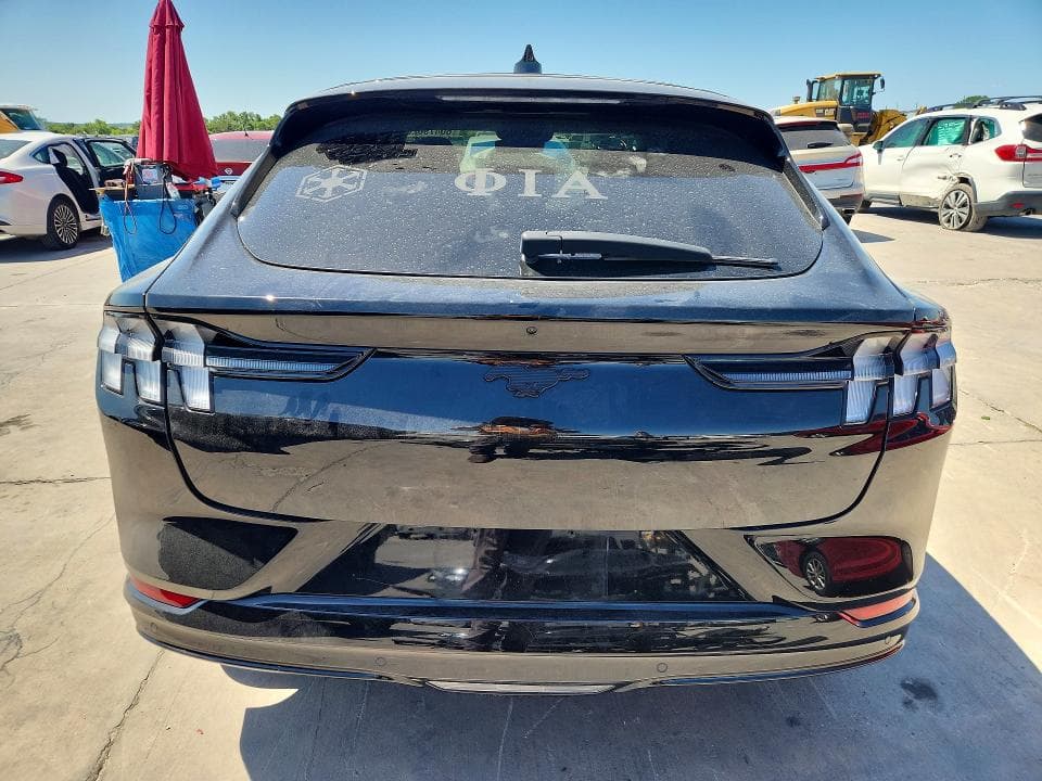 2023 FORD MUSTANG MACH-E PREMIUM 6