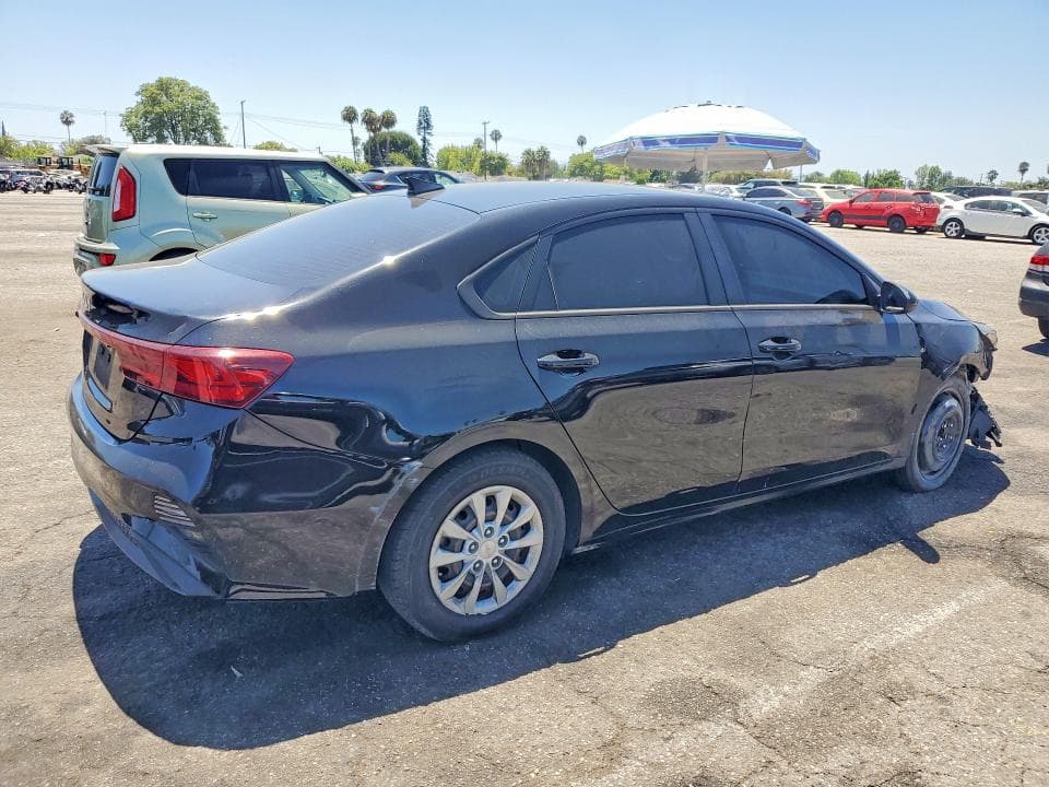 2023 KIA FORTE LX 3