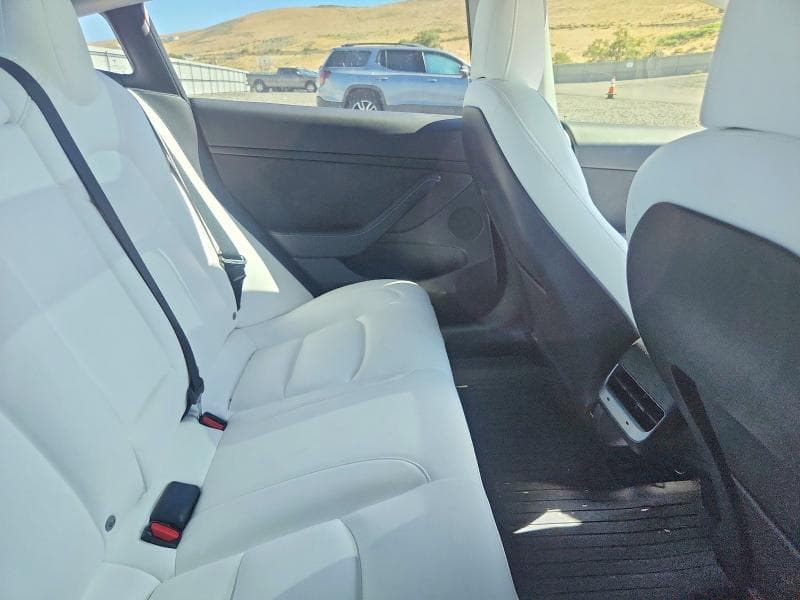 2021 TESLA MODEL 3 10