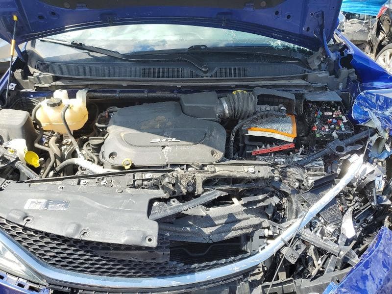 2019 CHRYSLER PACIFICA LIMITED 12
