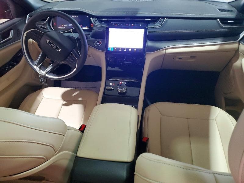 2025 JEEP GRAND CHEROKEE L LIMITED 8
