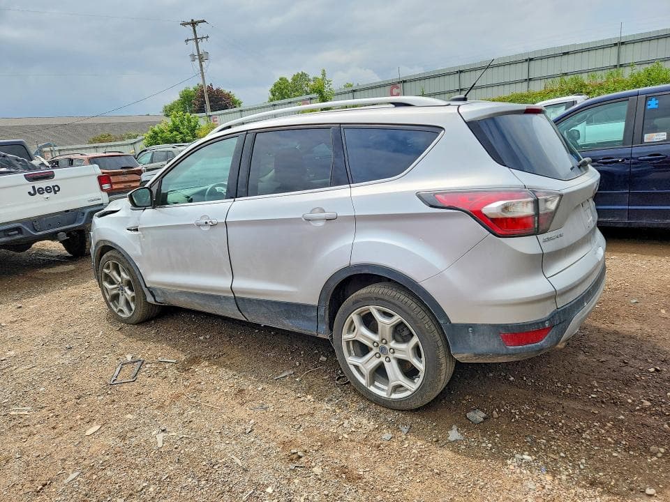2017 FORD ESCAPE TITANIUM 2