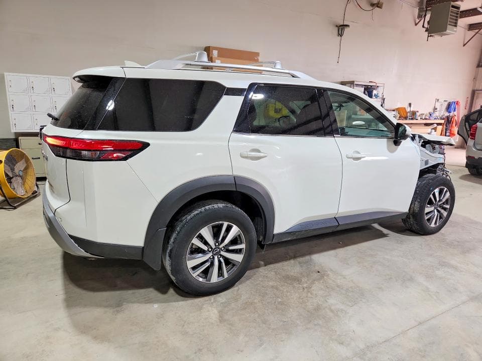 2024 NISSAN PATHFINDER SL 3
