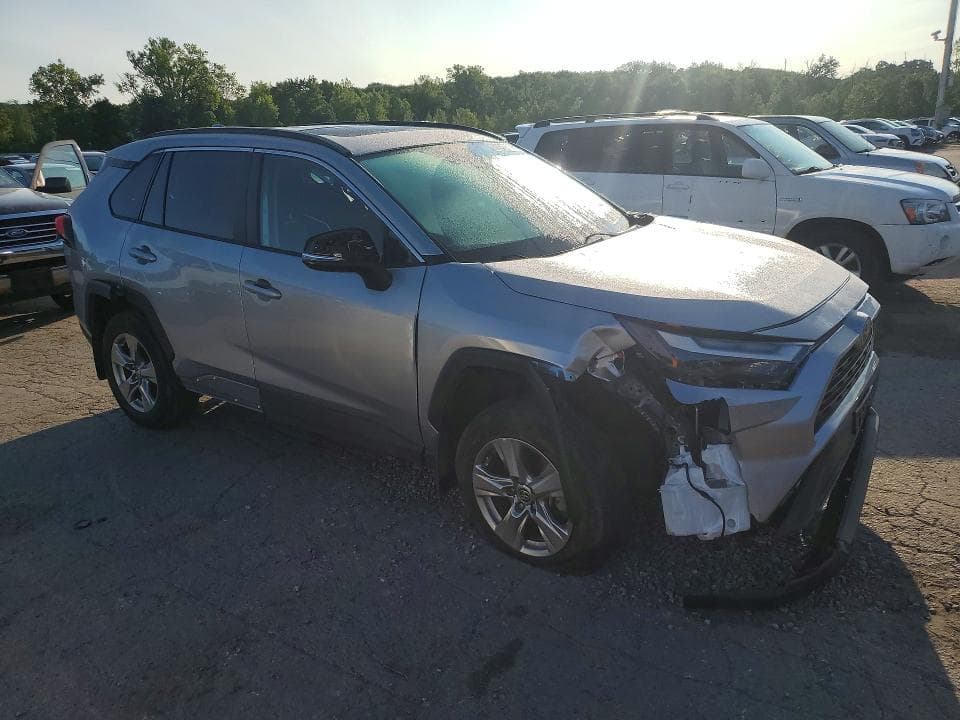 2025 TOYOTA RAV4 XLE 4