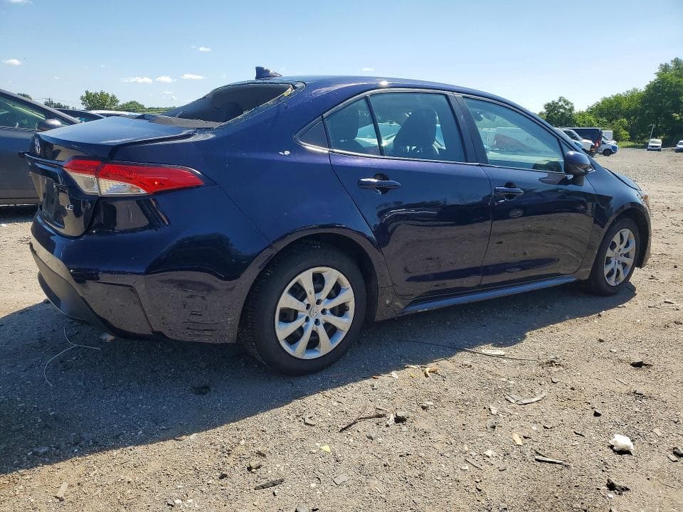 2022 TOYOTA COROLLA LE 3