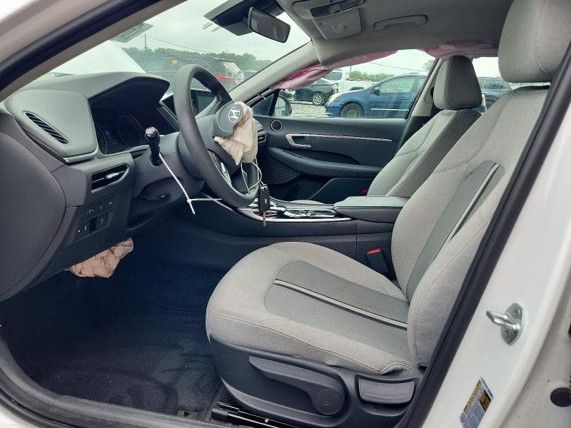 2020 HYUNDAI SONATA SE 7