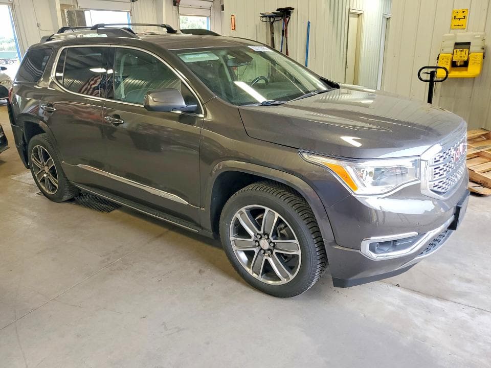 2019 GMC ACADIA DENALI 4