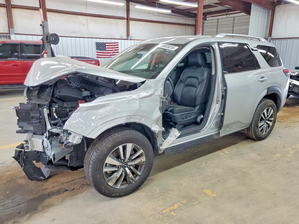 2025 NISSAN PATHFINDER SL