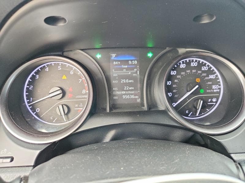 2023 TOYOTA CAMRY SE 9