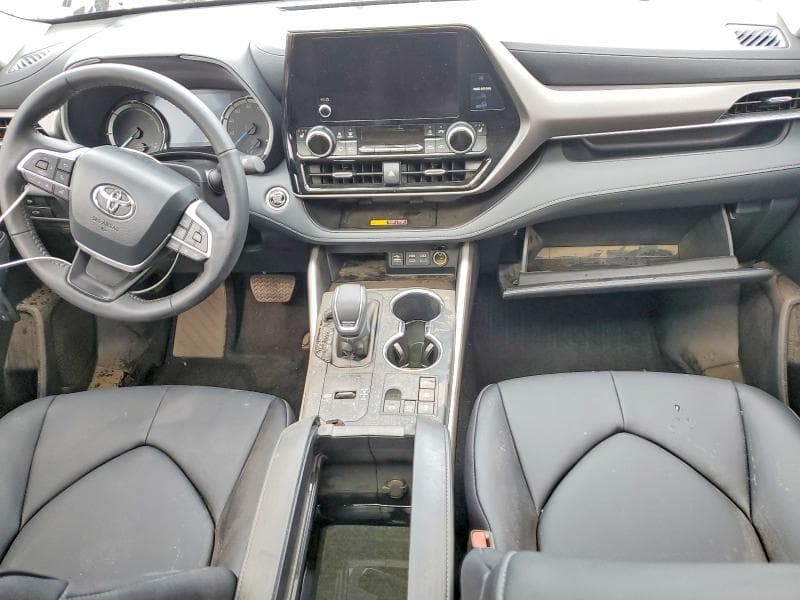2025 TOYOTA HIGHLANDER HYBRID XLE 8
