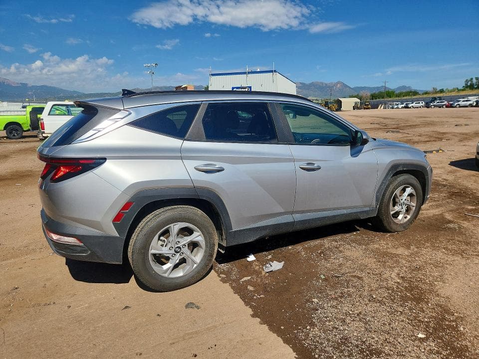 2024 HYUNDAI TUCSON SEL 3